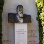 La tombe de Boltzmann (Wikipédia)