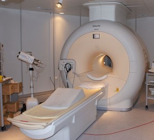 657px-MRI-Philips